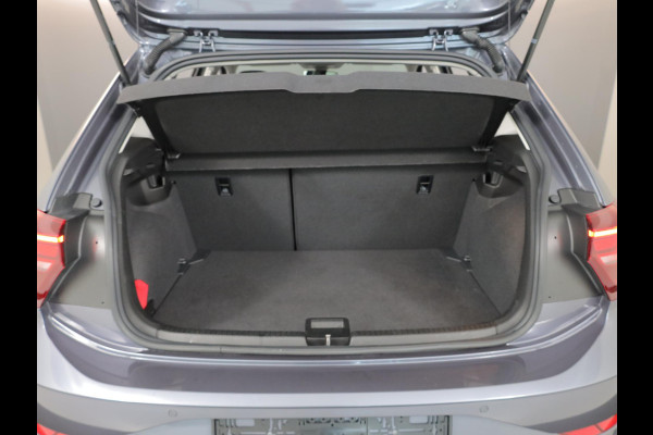 Volkswagen Polo 1.0 TSI Life Edition GOAL 95 pk | Navigatie | Parkeersensoren | Adaptieve cruise control | Stoelverwarming | Autom. airco |