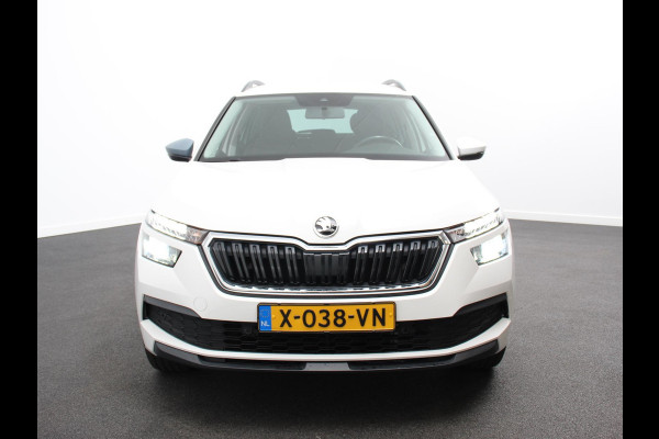 Škoda Kamiq 1.0 TSI Sport Business Climate control Cruise control Achteruitrijcamera Parkeersensoren Keyless Navigatie Apple Carplay/ Android auto Lichtmetalen velgen