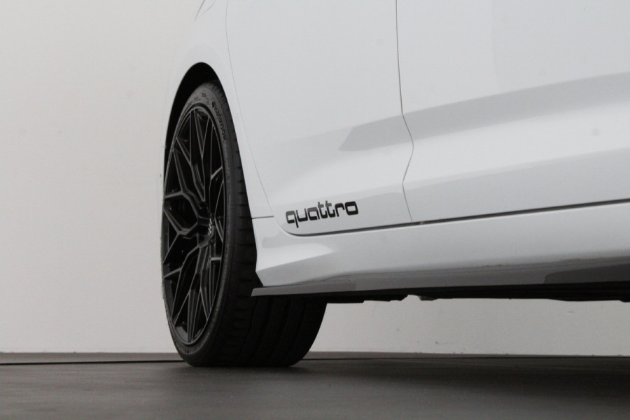 Audi A6 Avant 55 TFSI e quattro Competition S line Sport > 368pk/Pano/360/Head up/Trekhaak/21inch