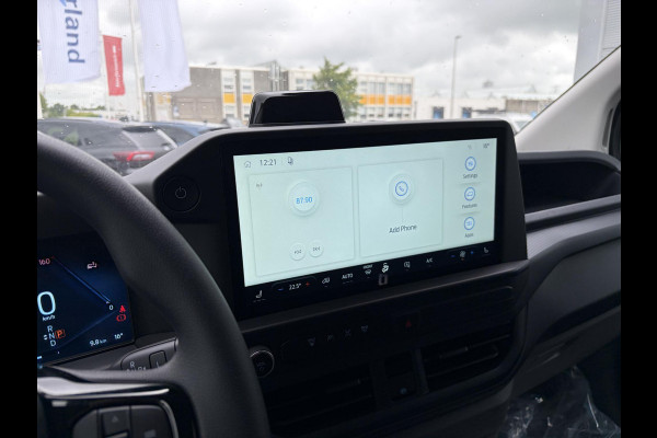 Ford E-Transit Cust. 340 L2H1 Trend 71 kWh ZUID 136pk | Bekleding zijwand en achterdeuren (volledig) | Laadvloer bescherming | 8-weg verstelbare en verwarmbare bestuurdersstoel met armsteun (i.c.m. bijrijdersbank) | Trekhaakvoorbereiding | Allweather banden | AGM accu | Laadkabel 10 | LED laadruimteverlichting (5 spots) | Vehicle Integration System