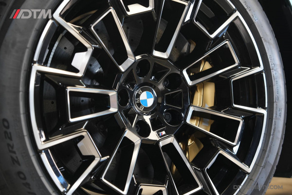 BMW 5 Serie Touring M5 | M-Drivers Pack | Keramisch | Akrapovič | Goodwood Grün Sonderlackierung