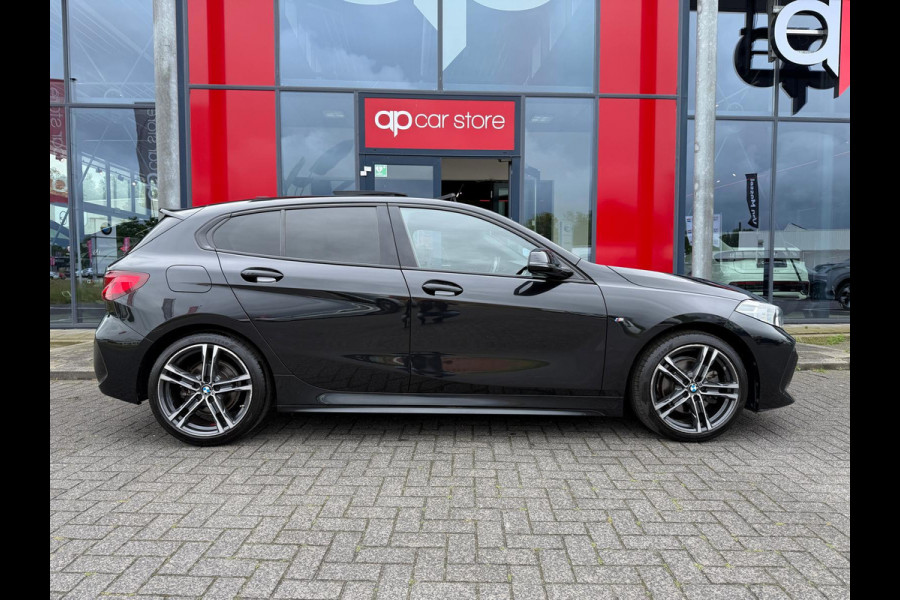 BMW 1-serie 116i Executive Edition M-Pakket Panorama