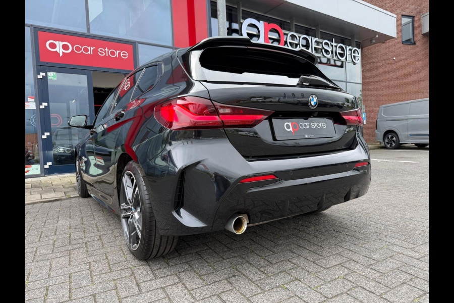 BMW 1-serie 116i Executive Edition M-Pakket Panorama