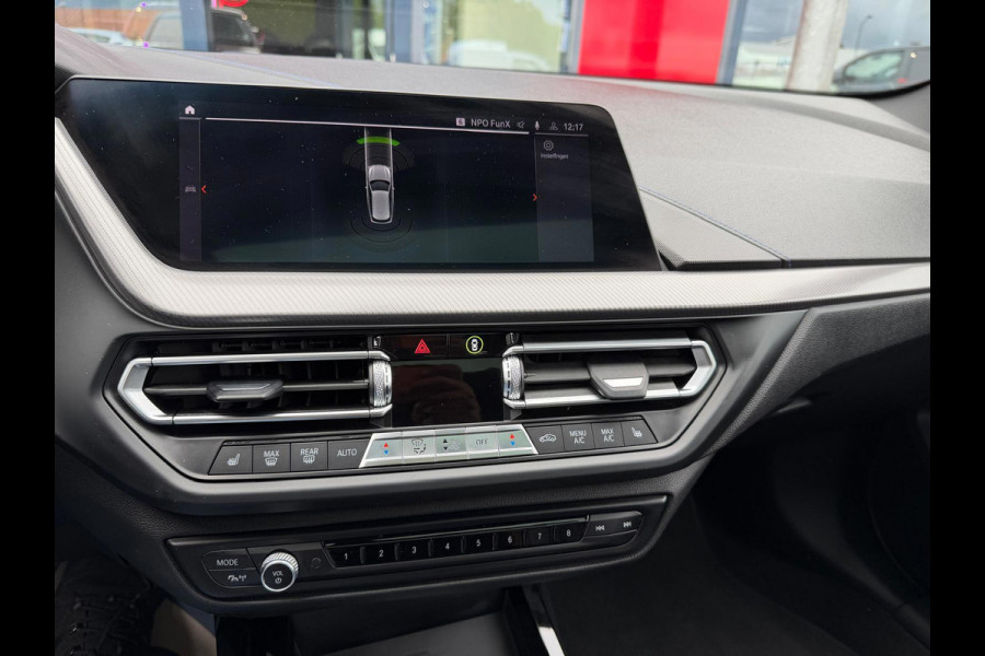BMW 1-serie 116i Executive Edition M-Pakket Panorama