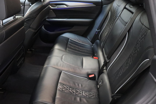 BMW 6 Serie Gran Turismo 630i High Executive M Sport Pakket Automaat / Live Cockpit Professional / Panoramadak / Trekhaak / Comfortstoelen / Active Steering / Niveauregeling / Stoelventilatie / Driving Assistant Plus / Harman Kardon / Parkeerhulpsysteem Plus / Head-Up Display