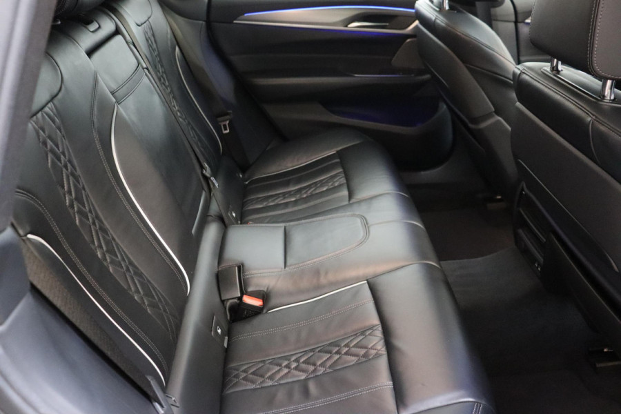 BMW 6 Serie Gran Turismo 630i High Executive M Sport Pakket Automaat / Live Cockpit Professional / Panoramadak / Trekhaak / Comfortstoelen / Active Steering / Niveauregeling / Stoelventilatie / Driving Assistant Plus / Harman Kardon / Parkeerhulpsysteem Plus / Head-Up Display