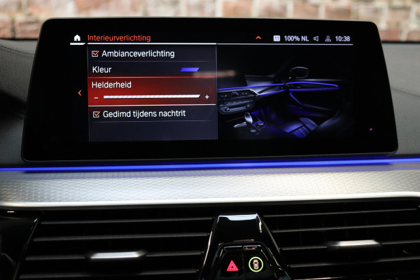 BMW 6 Serie Gran Turismo 630i High Executive M Sport Pakket Automaat / Live Cockpit Professional / Panoramadak / Trekhaak / Comfortstoelen / Active Steering / Niveauregeling / Stoelventilatie / Driving Assistant Plus / Harman Kardon / Parkeerhulpsysteem Plus / Head-Up Display