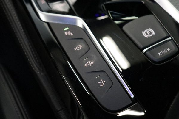 BMW 6 Serie Gran Turismo 630i High Executive M Sport Pakket Automaat / Live Cockpit Professional / Panoramadak / Trekhaak / Comfortstoelen / Active Steering / Niveauregeling / Stoelventilatie / Driving Assistant Plus / Harman Kardon / Parkeerhulpsysteem Plus / Head-Up Display