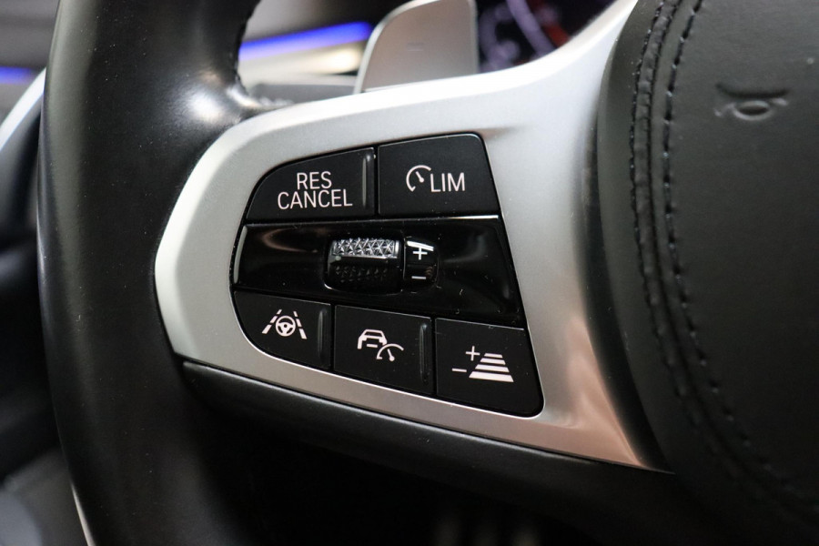 BMW 6 Serie Gran Turismo 630i High Executive M Sport Pakket Automaat / Live Cockpit Professional / Panoramadak / Trekhaak / Comfortstoelen / Active Steering / Niveauregeling / Stoelventilatie / Driving Assistant Plus / Harman Kardon / Parkeerhulpsysteem Plus / Head-Up Display
