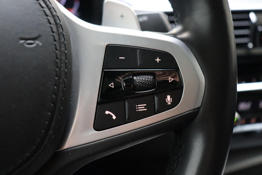 BMW 6 Serie Gran Turismo 630i High Executive M Sport Pakket Automaat / Live Cockpit Professional / Panoramadak / Trekhaak / Comfortstoelen / Active Steering / Niveauregeling / Stoelventilatie / Driving Assistant Plus / Harman Kardon / Parkeerhulpsysteem Plus / Head-Up Display