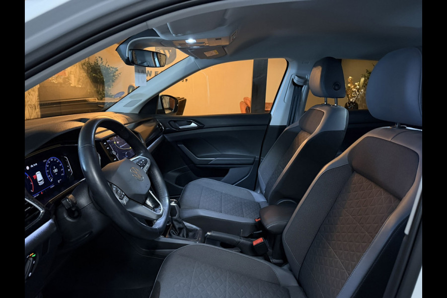 Volkswagen T-Cross 1.0 TSI R-Line|Virtual Cockpit|IQ.Drive|Blindspot|Keyless|Camera|LED+Xenon|CarPlay|Rijklaar