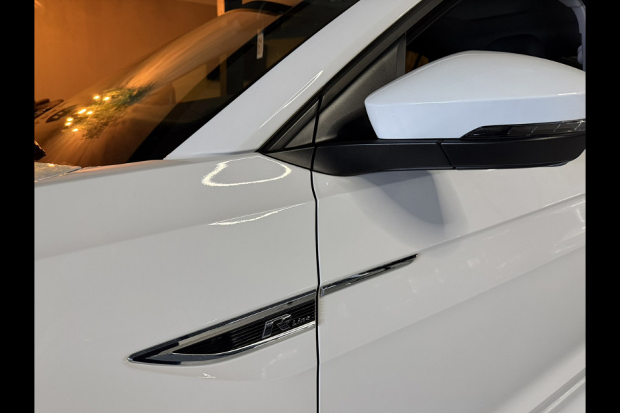 Volkswagen T-Cross 1.0 TSI R-Line|Virtual Cockpit|IQ.Drive|Blindspot|Keyless|Camera|LED+Xenon|CarPlay|Rijklaar