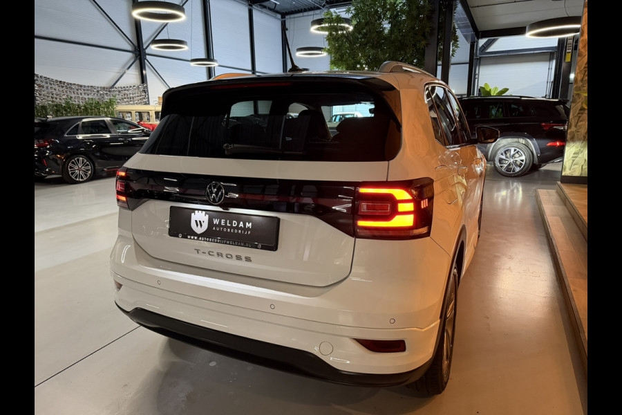 Volkswagen T-Cross 1.0 TSI R-Line|Virtual Cockpit|IQ.Drive|Blindspot|Keyless|Camera|LED+Xenon|CarPlay|Rijklaar