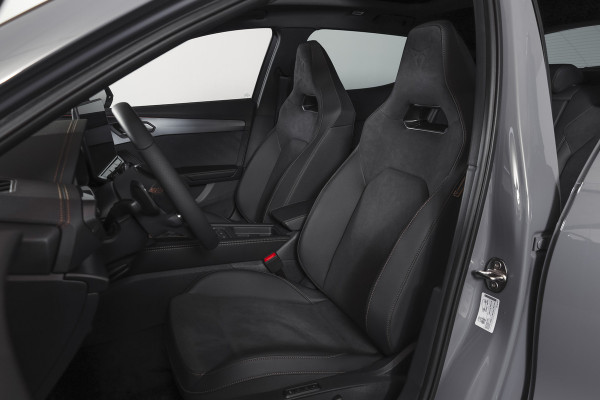 CUPRA Formentor 1.5 TSI e-Hybrid 272 PK VZ Performance | S/k-panodak | Adapt. Cruise | Memory | Stoel-+Stuurverw. | 360 Camera | Dig. Cockpit | NAV + App. Connect | ECC | Elek. Klep | LM 19" | 7365