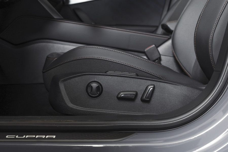 CUPRA Formentor 1.5 TSI e-Hybrid 272 PK VZ Performance | S/k-panodak | Adapt. Cruise | Memory | Stoel-+Stuurverw. | 360 Camera | Dig. Cockpit | NAV + App. Connect | ECC | Elek. Klep | LM 19" | 7365