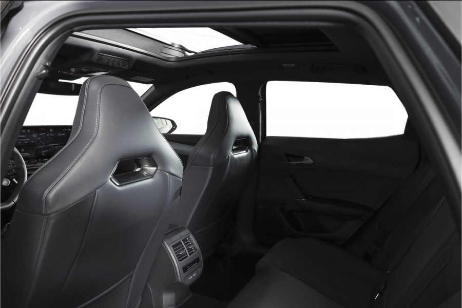 CUPRA Formentor 1.5 TSI e-Hybrid 272 PK VZ Performance | S/k-panodak | Adapt. Cruise | Memory | Stoel-+Stuurverw. | 360 Camera | Dig. Cockpit | NAV + App. Connect | ECC | Elek. Klep | LM 19" | 7365