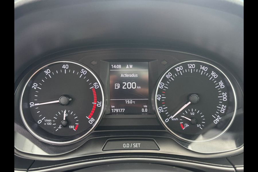 Škoda Fabia Combi 1.0 TSI Style Business | Trekhaak | Pano | Stoelverwarming | Apple Carplay