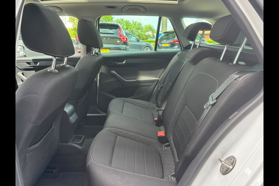 Škoda Fabia Combi 1.0 TSI Style Business | Trekhaak | Pano | Stoelverwarming | Apple Carplay