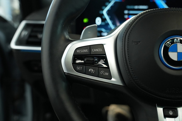 BMW 3 Serie Touring 320e Panoramadak PDC ACC HI-FI M Sport Trekhaak 24 Maanden garantie* (Vraag naar de voorwaarden)