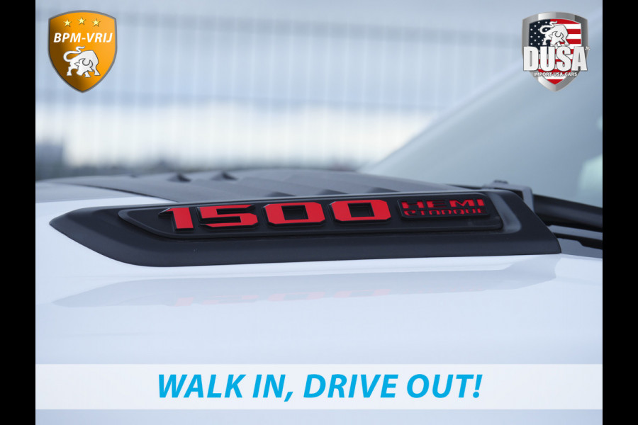 Dodge Ram 1500 | Limited | 5.7 V8 | HEMI | Night Edition | Panorama dak  | Luchtvering | BPM-VRIJ | Bright white Getoonde accessoires zijn verkrijgbaar tegen meerprijs