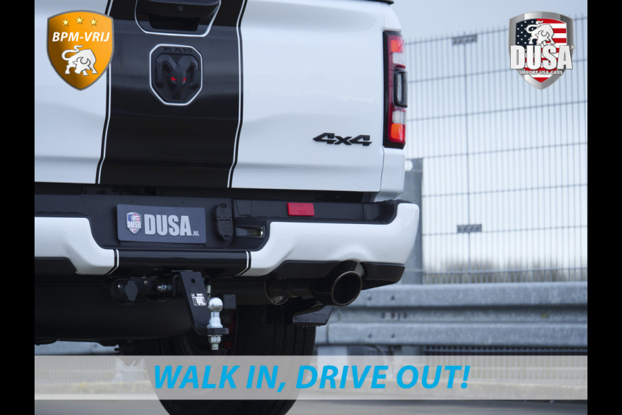 Dodge Ram 1500 | Limited | 5.7 V8 | HEMI | Night Edition | Panorama dak  | Luchtvering | BPM-VRIJ | Bright white Getoonde accessoires zijn verkrijgbaar tegen meerprijs