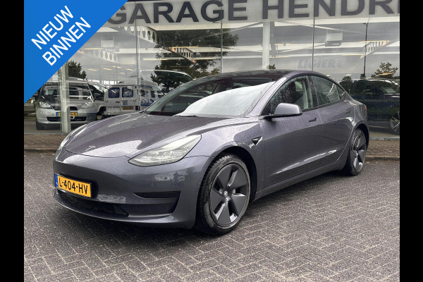 Tesla Model 3 Standard RWD Plus 60 kWh | SOH: 91,3% | Camera | Navi | Stoel Verwarming | Volledig Leder | Pano |