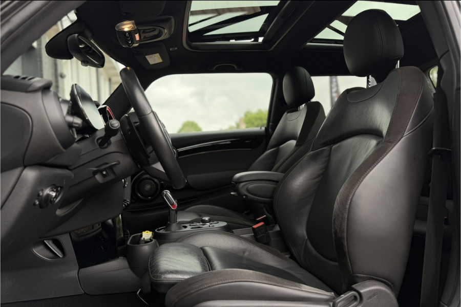 MINI 3-deurs 2.0 Cooper S | JCW-Pakket | Full Option | Pano | Verlaagd | JCW Pro-Uitlaat | PPF