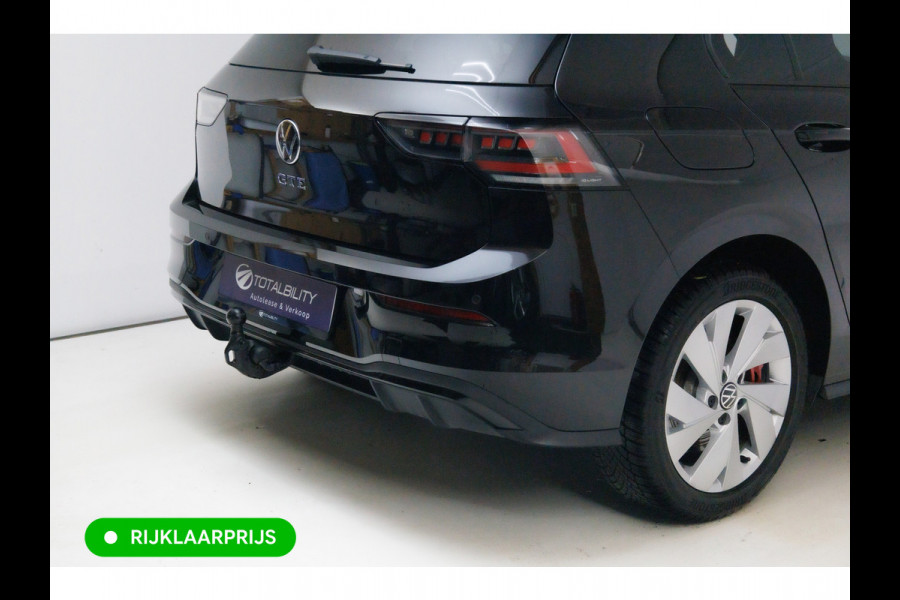 Volkswagen Golf 1.5 eHybrid GTE Black 272 PK automaat | IQ Led | Elec. trekhaak | Headup | Stoel- & stuurverw. | PDC V + A, Camera, App. connect, Navigatie, 131 KM actieradius (WLTP)
