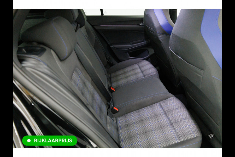 Volkswagen Golf 1.5 eHybrid GTE Black 272 PK automaat | IQ Led | Elec. trekhaak | Headup | Stoel- & stuurverw. | PDC V + A, Camera, App. connect, Navigatie, 131 KM actieradius (WLTP)