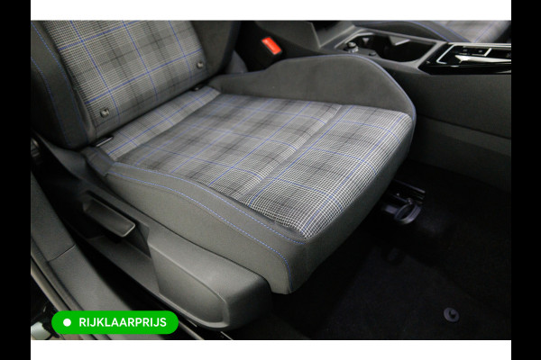 Volkswagen Golf 1.5 eHybrid GTE Black 272 PK automaat | IQ Led | Elec. trekhaak | Headup | Stoel- & stuurverw. | PDC V + A, Camera, App. connect, Navigatie, 131 KM actieradius (WLTP)