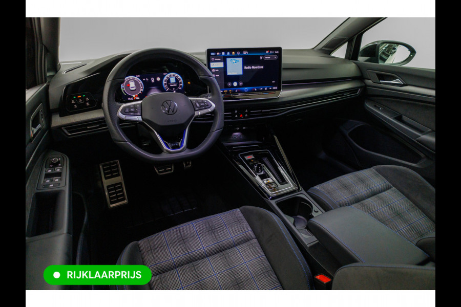 Volkswagen Golf 1.5 eHybrid GTE Black 272 PK automaat | IQ Led | Elec. trekhaak | Headup | Stoel- & stuurverw. | PDC V + A, Camera, App. connect, Navigatie, 131 KM actieradius (WLTP)