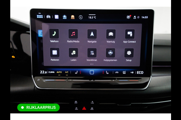 Volkswagen Golf 1.5 eHybrid GTE Black 272 PK automaat | IQ Led | Elec. trekhaak | Headup | Stoel- & stuurverw. | PDC V + A, Camera, App. connect, Navigatie, 131 KM actieradius (WLTP)