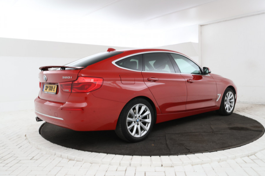 BMW 3-serie Gran Turismo 320i Corporate Lease High Executive Volleder, Automaat, Panorama