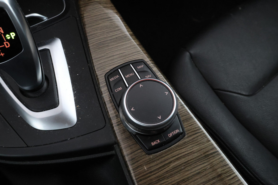 BMW 3-serie Gran Turismo 320i Corporate Lease High Executive Volleder, Automaat, Panorama