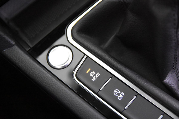 Volkswagen Passat Variant 1.5 TSI *1ste Eigenaar*Panoramadak*Trekhaak*Navigatie*