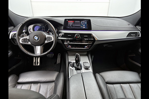 BMW 6 Serie Gran Turismo 630i High Executive M-SPORT (NL-auto, Dealer OnderH, Camera, Navi Pro, PDC V+A, StoelV, Etc)