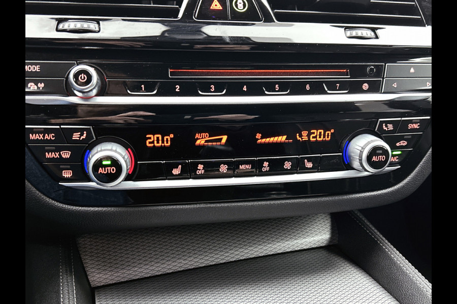 BMW 6 Serie Gran Turismo 630i High Executive M-SPORT (NL-auto, Dealer OnderH, Camera, Navi Pro, PDC V+A, StoelV, Etc)