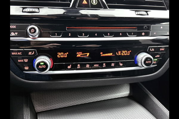 BMW 6 Serie Gran Turismo 630i High Executive M-SPORT (NL-auto, Dealer OnderH, Camera, Navi Pro, PDC V+A, StoelV, Etc)