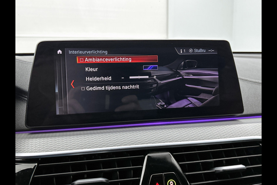 BMW 6 Serie Gran Turismo 630i High Executive M-SPORT (NL-auto, Dealer OnderH, Camera, Navi Pro, PDC V+A, StoelV, Etc)