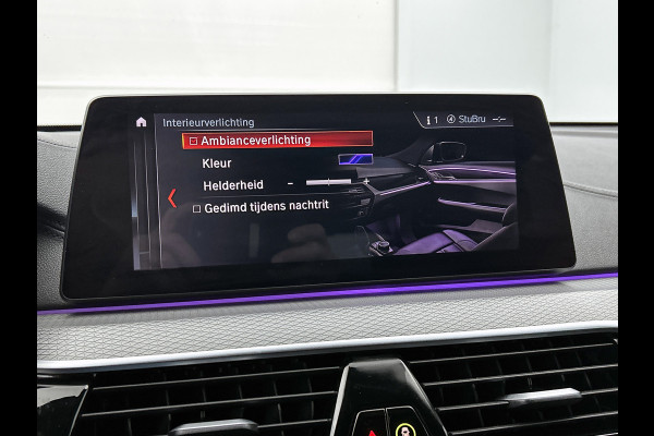 BMW 6 Serie Gran Turismo 630i High Executive M-SPORT (NL-auto, Dealer OnderH, Camera, Navi Pro, PDC V+A, StoelV, Etc)