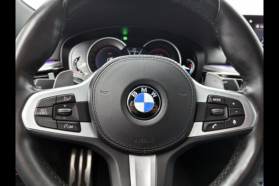 BMW 6 Serie Gran Turismo 630i High Executive M-SPORT (NL-auto, Dealer OnderH, Camera, Navi Pro, PDC V+A, StoelV, Etc)