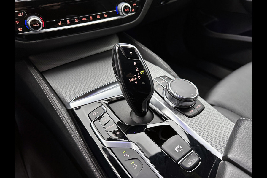 BMW 6 Serie Gran Turismo 630i High Executive M-SPORT (NL-auto, Dealer OnderH, Camera, Navi Pro, PDC V+A, StoelV, Etc)