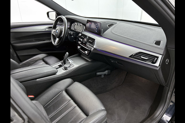 BMW 6 Serie Gran Turismo 630i High Executive M-SPORT (NL-auto, Dealer OnderH, Camera, Navi Pro, PDC V+A, StoelV, Etc)
