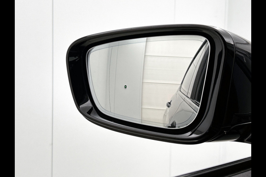 BMW 6 Serie Gran Turismo 630i High Executive M-SPORT (NL-auto, Dealer OnderH, Camera, Navi Pro, PDC V+A, StoelV, Etc)