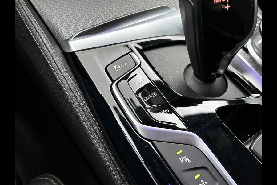 BMW 6 Serie Gran Turismo 630i High Executive M-SPORT (NL-auto, Dealer OnderH, Camera, Navi Pro, PDC V+A, StoelV, Etc)