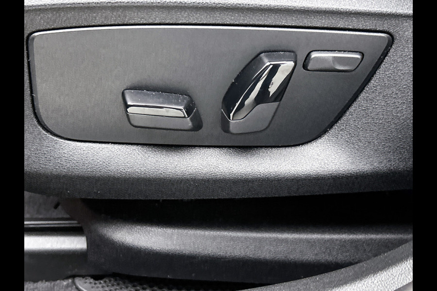 BMW 6 Serie Gran Turismo 630i High Executive M-SPORT (NL-auto, Dealer OnderH, Camera, Navi Pro, PDC V+A, StoelV, Etc)