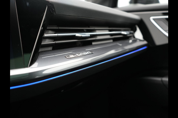 Audi Q4 e-tron 45 S Line 82 kWh 286pk Dealer O.H. | Trekhaak Af Fabriek | Panodak | Adaptive Cruise | Warmtepomp | Camera | Sonos Audio | Sportstoelen Verwarmd | Keyless | Blis | Apple Carplay | Navigatie | DAB |