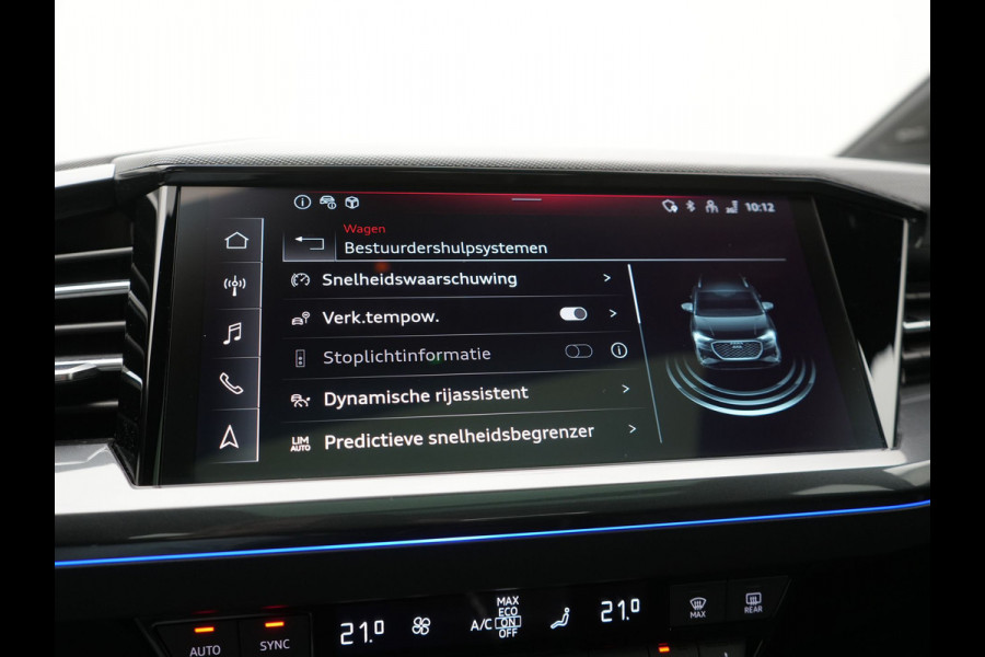 Audi Q4 e-tron 45 S Line 82 kWh 286pk Dealer O.H. | Trekhaak Af Fabriek | Panodak | Adaptive Cruise | Warmtepomp | Camera | Sonos Audio | Sportstoelen Verwarmd | Keyless | Blis | Apple Carplay | Navigatie | DAB |