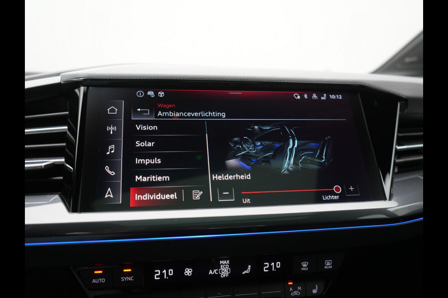 Audi Q4 e-tron 45 S Line 82 kWh 286pk Dealer O.H. | Trekhaak Af Fabriek | Panodak | Adaptive Cruise | Warmtepomp | Camera | Sonos Audio | Sportstoelen Verwarmd | Keyless | Blis | Apple Carplay | Navigatie | DAB |