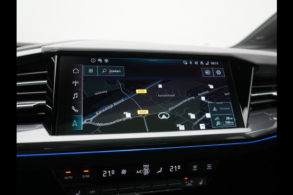Audi Q4 e-tron 45 S Line 82 kWh 286pk Dealer O.H. | Trekhaak Af Fabriek | Panodak | Adaptive Cruise | Warmtepomp | Camera | Sonos Audio | Sportstoelen Verwarmd | Keyless | Blis | Apple Carplay | Navigatie | DAB |